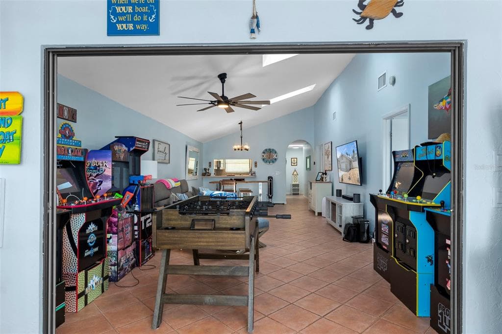 5250 S RIVERVIEW CIRCLE photo 14