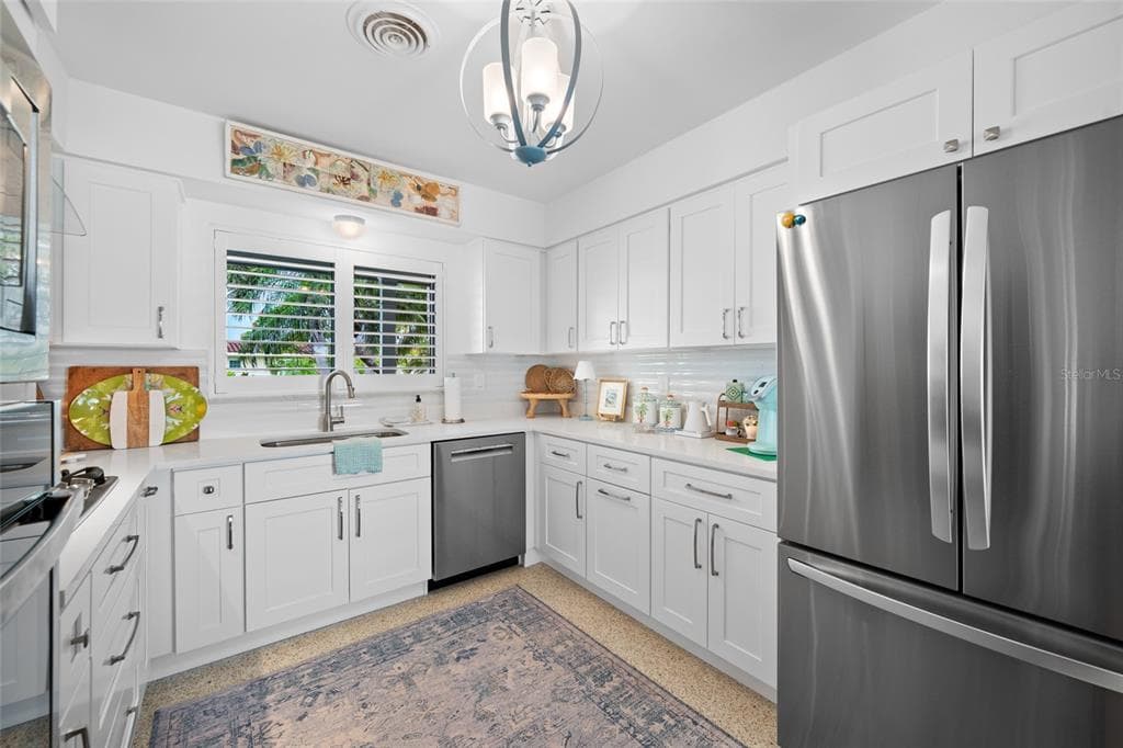 560 79TH STREET S photo 15
