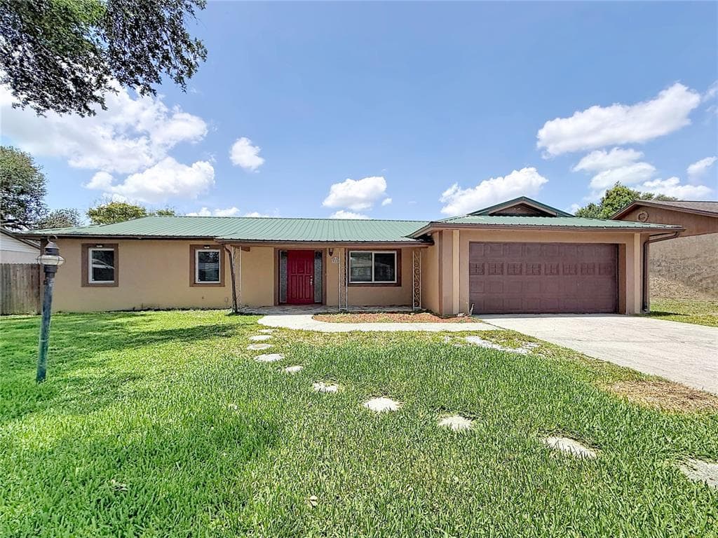 912 SHANGRI LA DRIVE 3