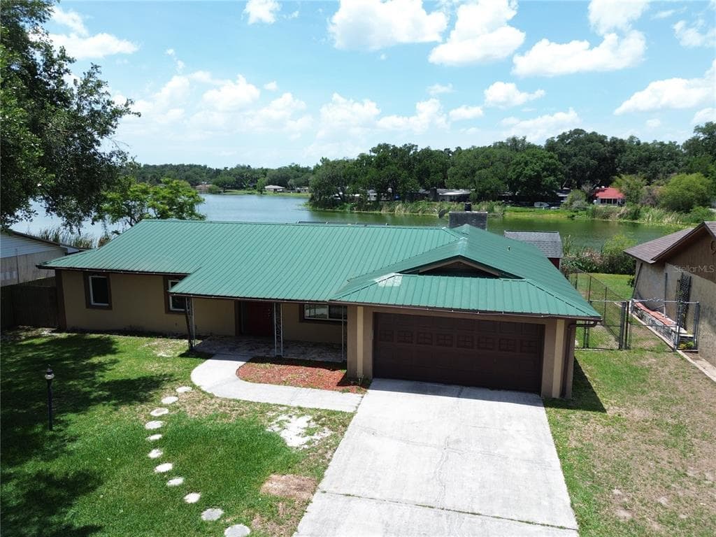 912 SHANGRI LA DRIVE 1