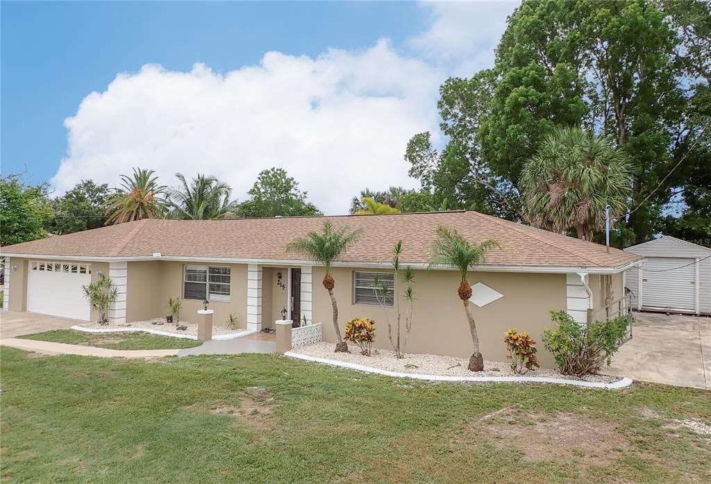 215 TARPON WAY 2