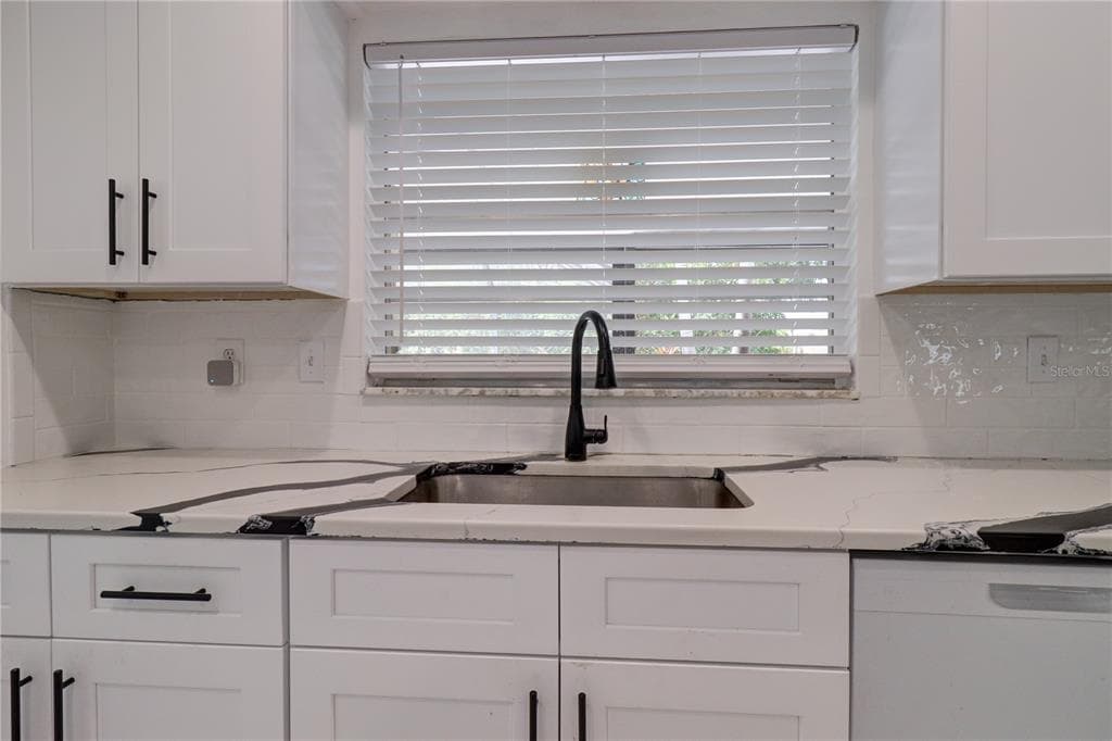 215 TARPON WAY photo 14