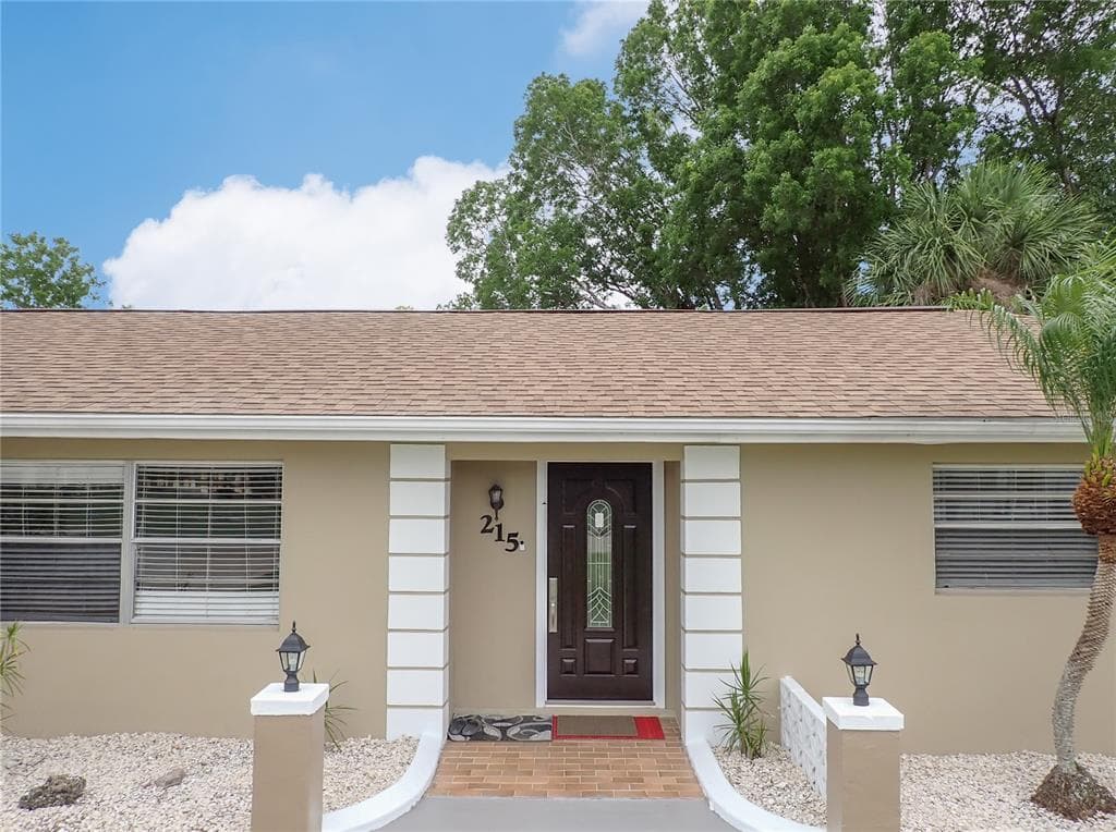 215 TARPON WAY 4