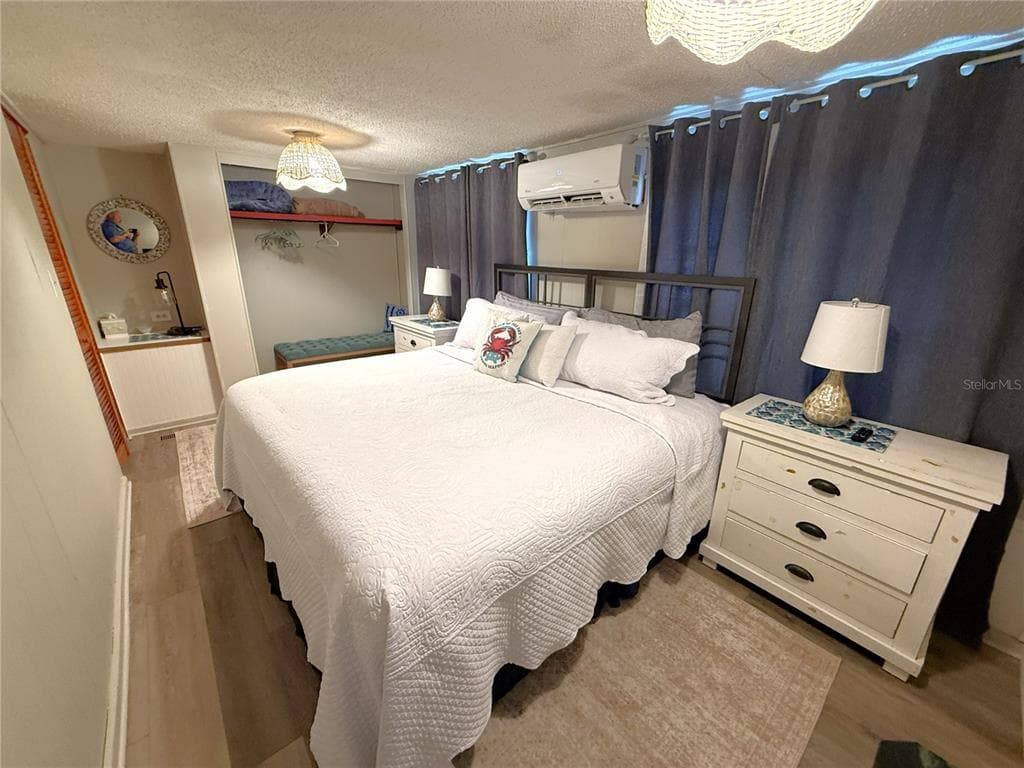 10270 W GROTTO COURT photo 17