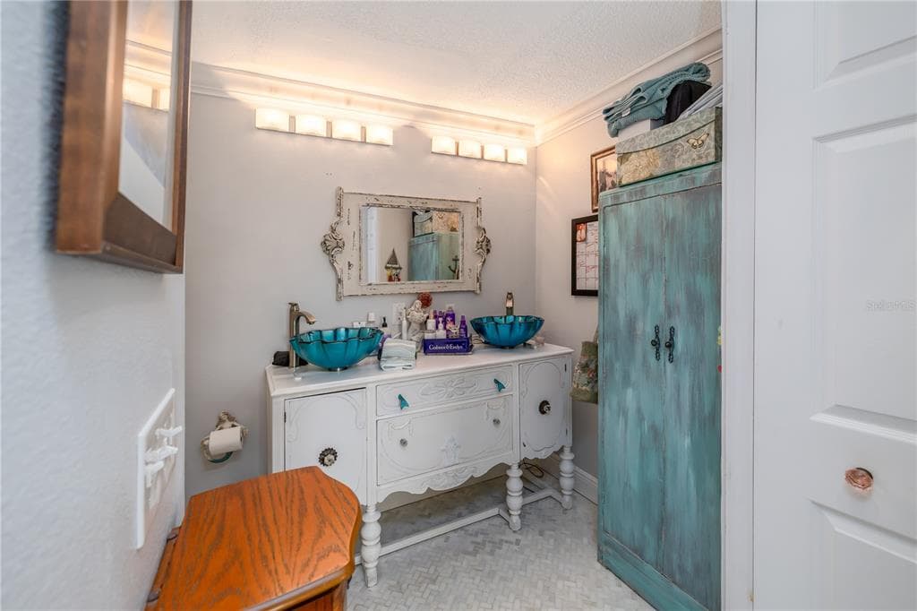 100 POINCIANA COVE COURT 100 photo 11