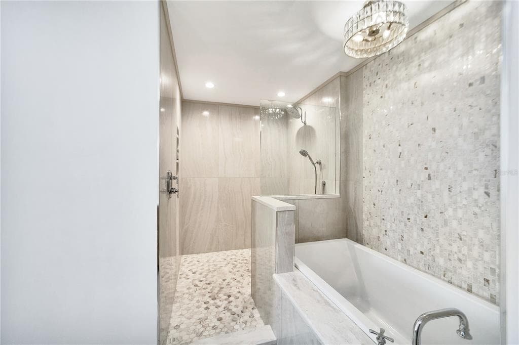 13113 GASPARILLA ROAD 405 photo 17