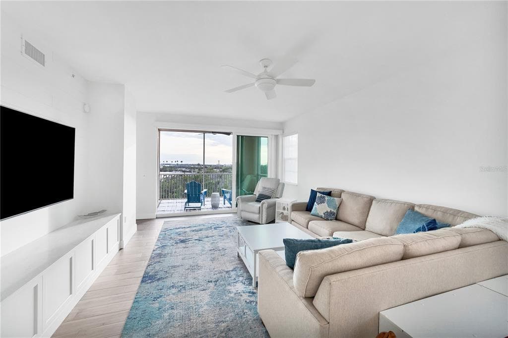 13113 GASPARILLA ROAD 405 photo 10
