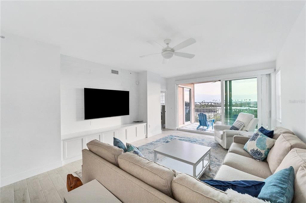 13113 GASPARILLA ROAD 405 photo 11