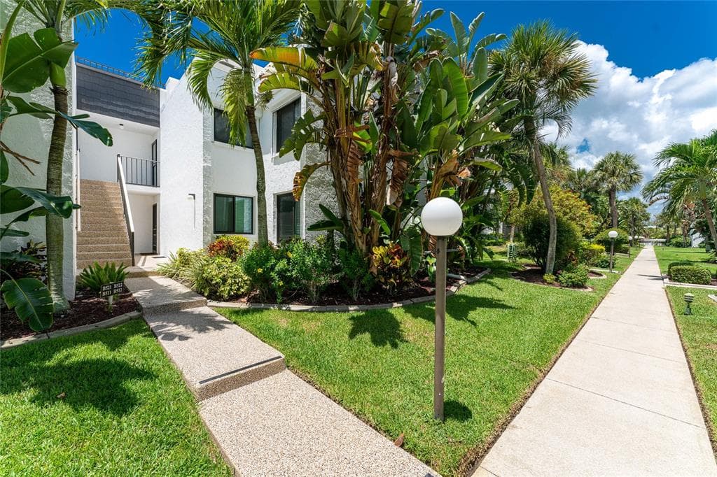 2950 N BEACH ROAD #B522 2