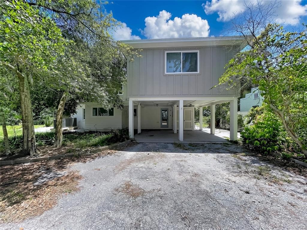 1275 MICKLER LANE photo 19