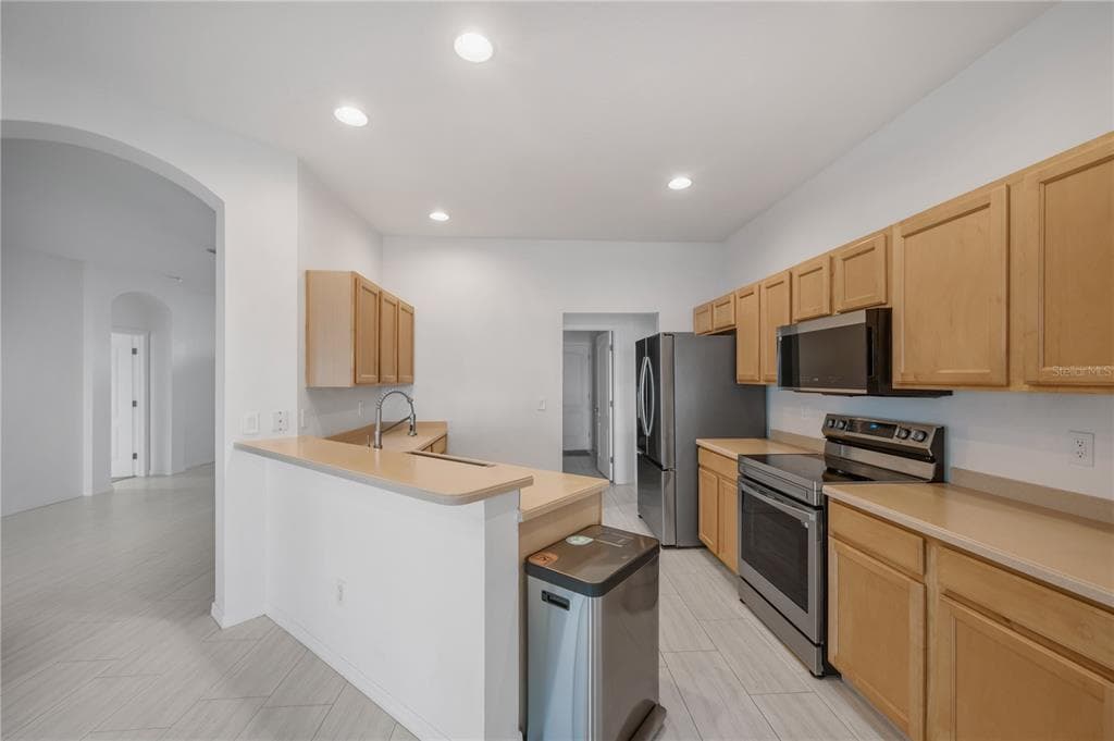 1548 MIRA LAGO CIRCLE photo 22