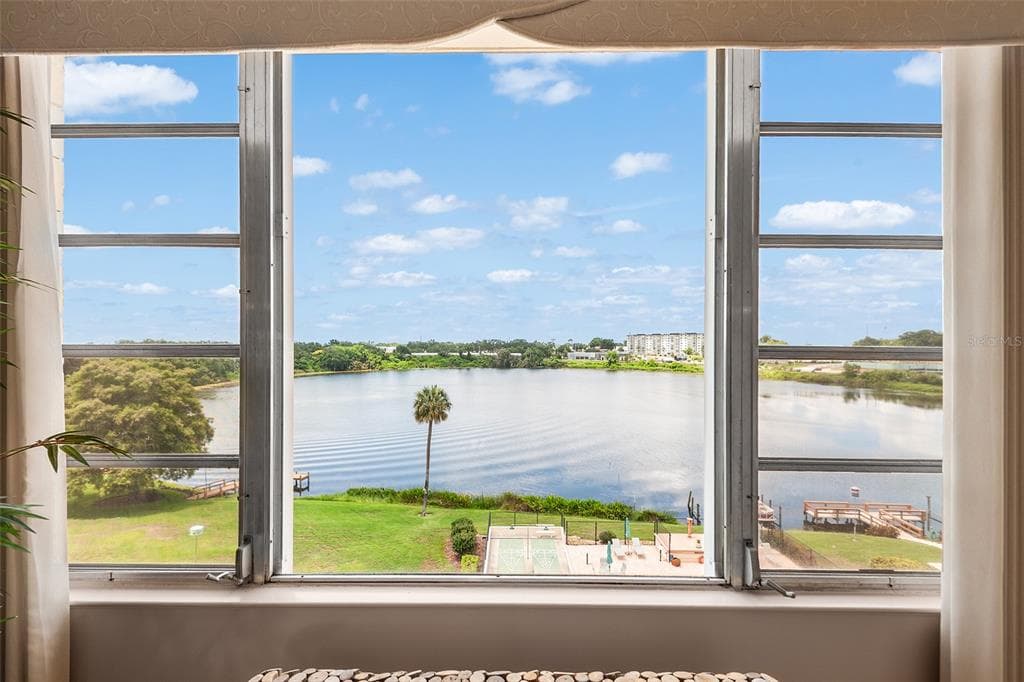 700 MIRROR TERRACE NW 506 photo 6