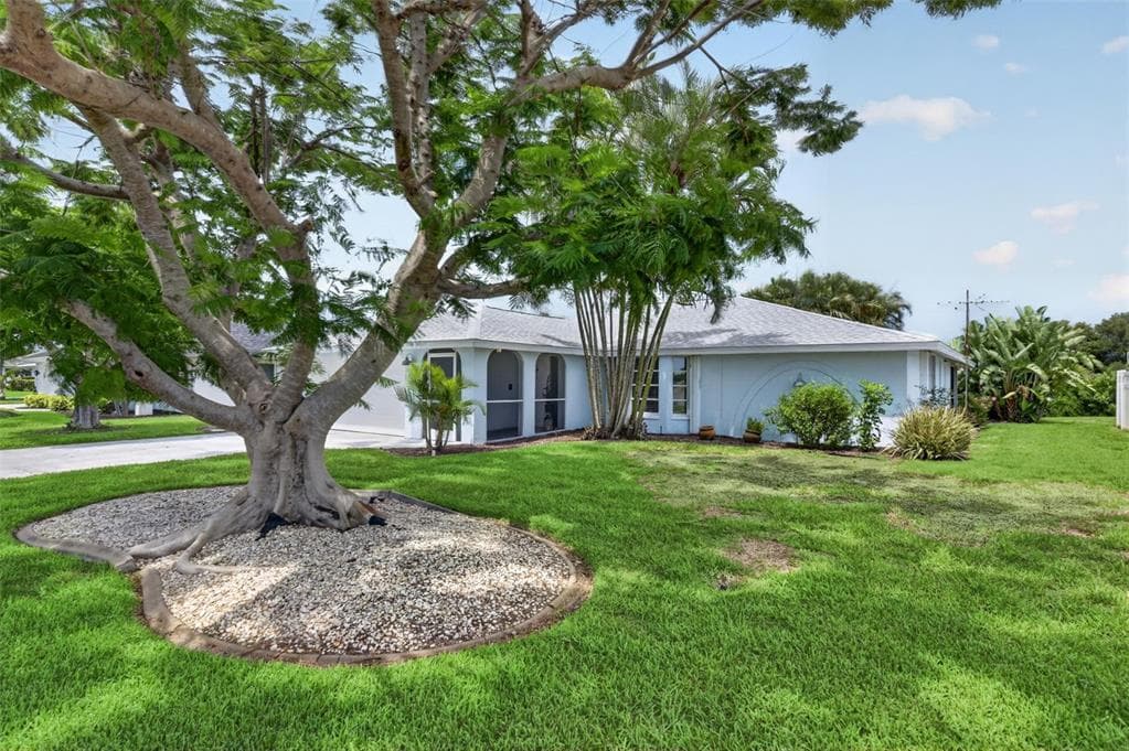 1226 PINE NEEDLE ROAD photo 3