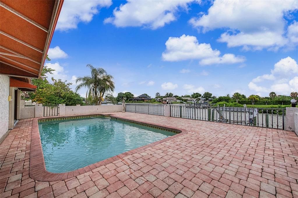 7011 PELICAN ISLAND DRIVE photo 21