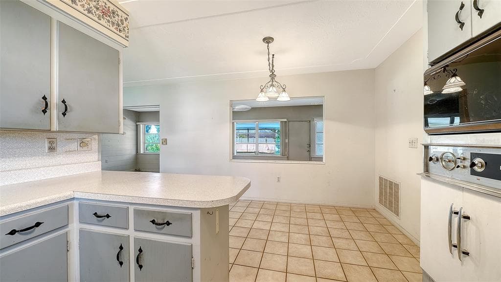 5938 MURDOCK AVENUE photo 17
