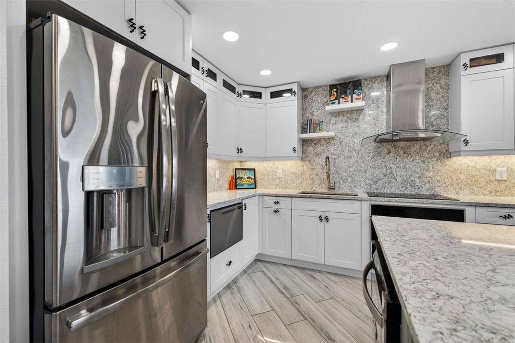 4900 BRITTANY DRIVE S #409 4
