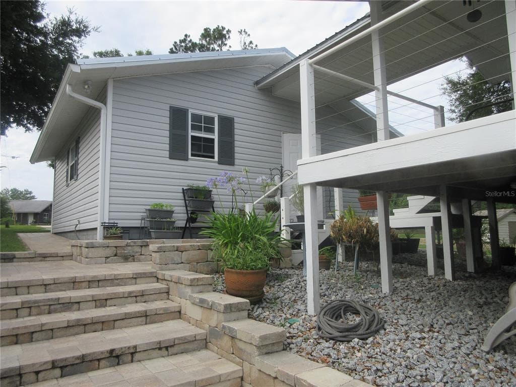 16849 SE 59TH PLACE photo 10
