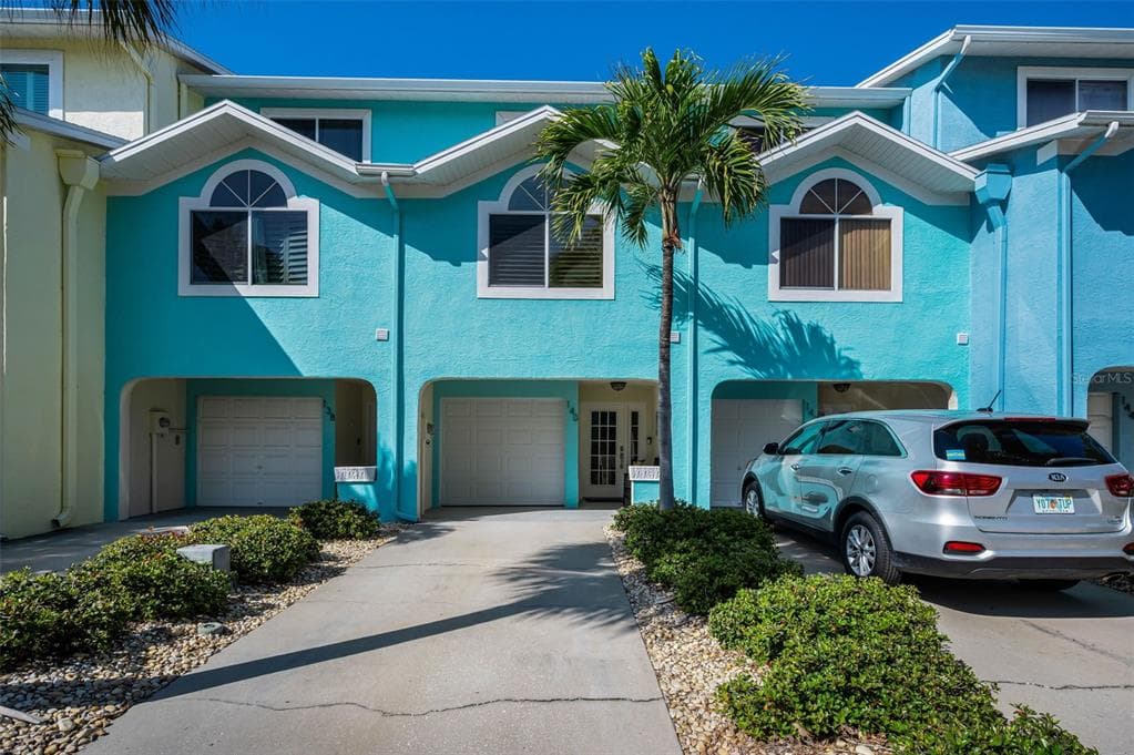 140 MARCDALE BOULEVARD 3