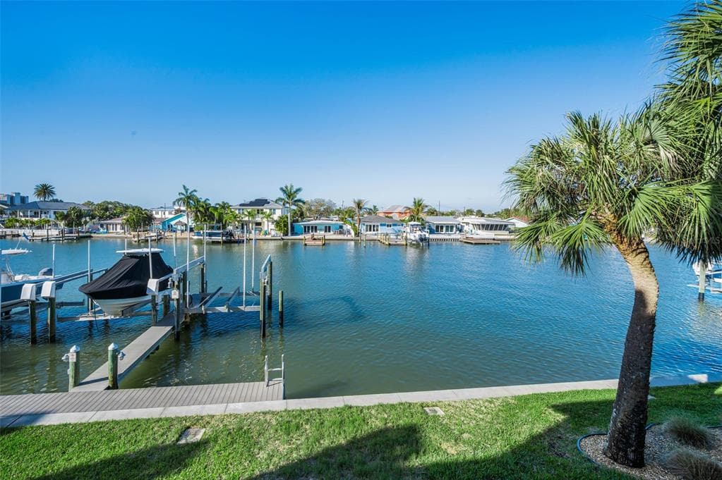 140 MARCDALE BOULEVARD photo 18