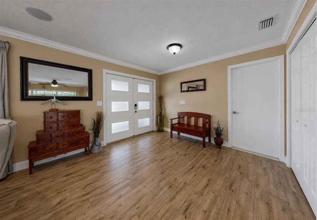 6301 COTTONWOOD LANE photo 11