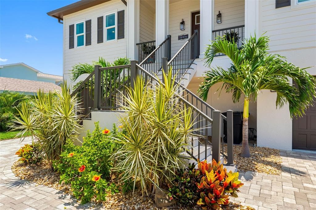 16025 REDINGTON DRIVE 2