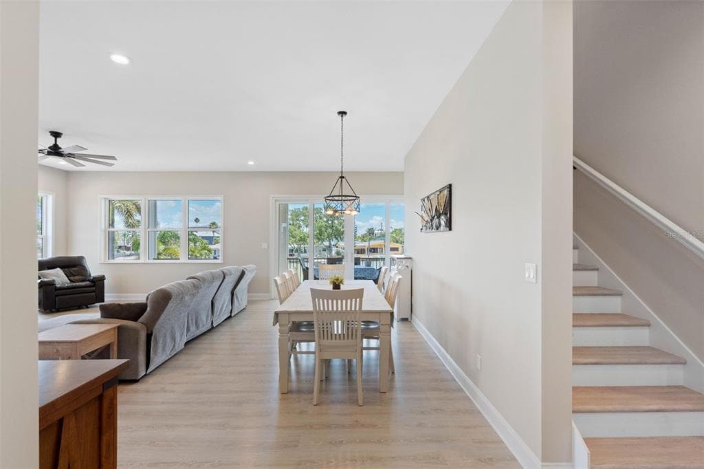 16025 REDINGTON DRIVE photo 6