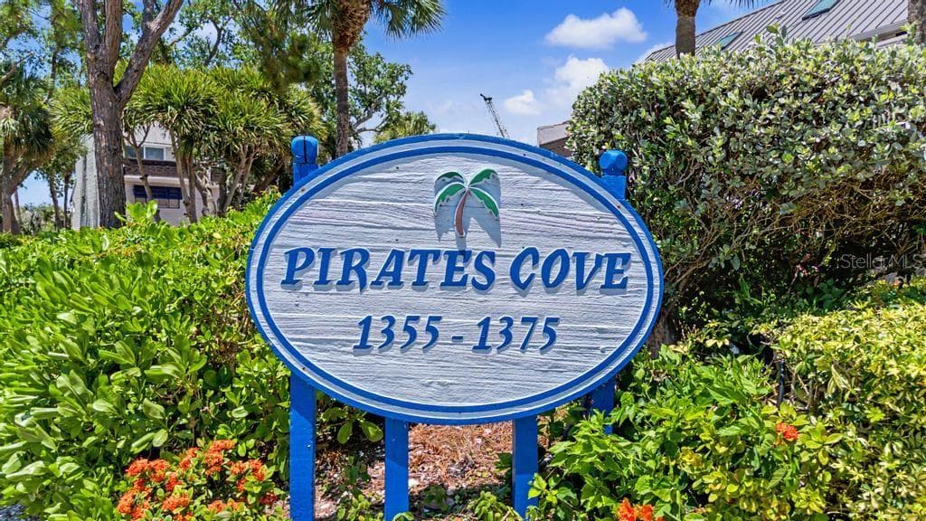 1375 PINELLAS BAYWAY #30 5