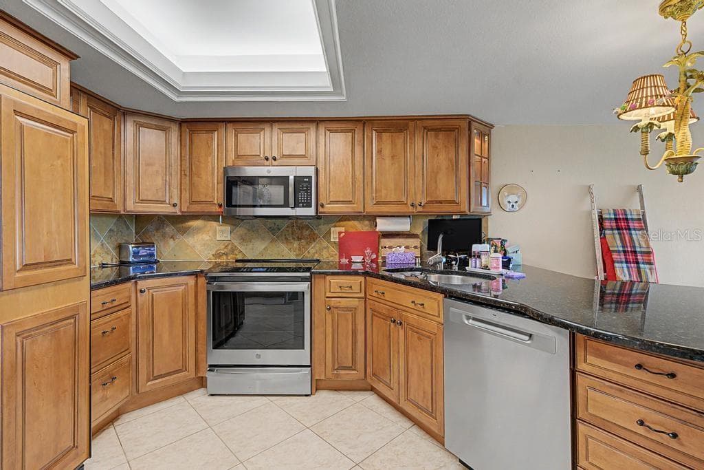 1375 PINELLAS BAYWAY 30 photo 24