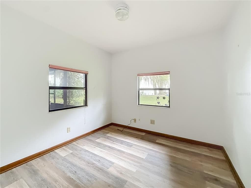 8980 E DEVILSNECK ROAD photo 23