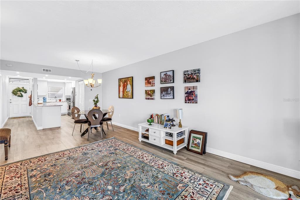 6020 SHORE BOULEVARD S 607 photo 20