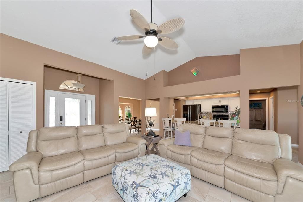 15564 RUSTON CIRCLE photo 25