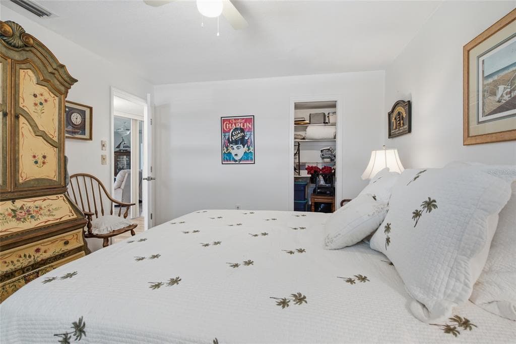 402 KETCH WAY 402 photo 23