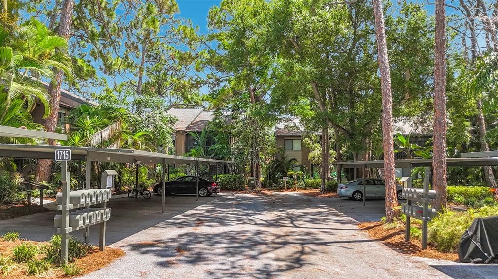 1715 PELICAN COVE ROAD #GL339 3