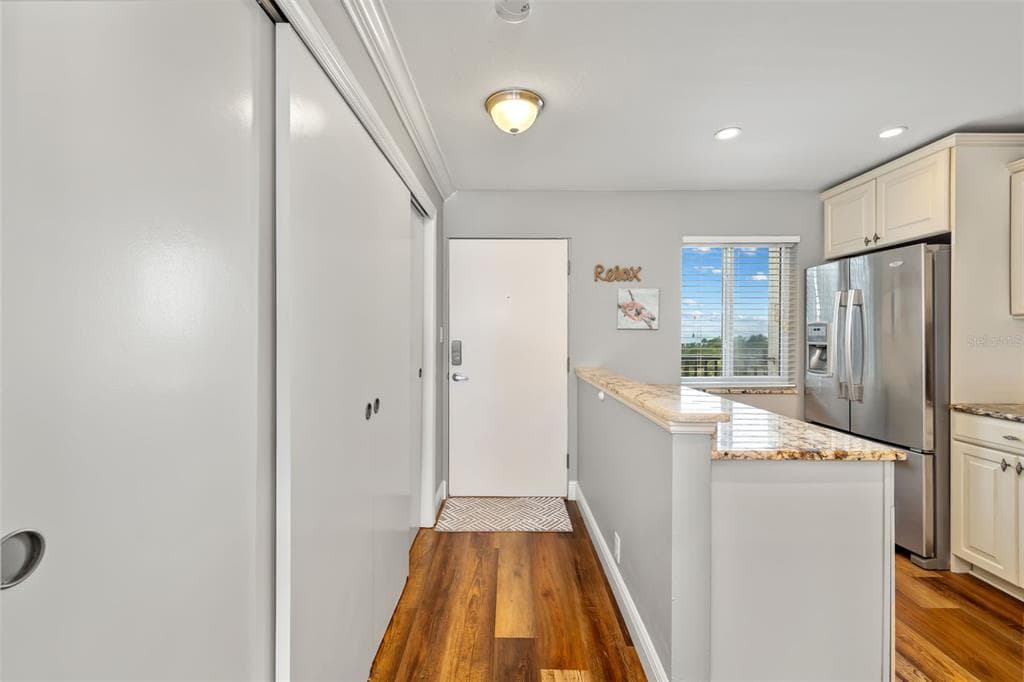 8911 MIDNIGHT PASS ROAD 409 photo 14