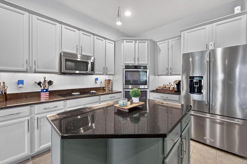 5325 LAKE SIENA DRIVE photo 17