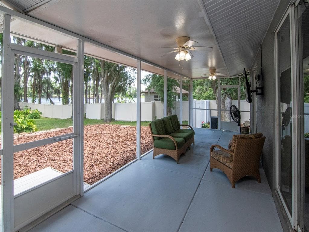 219 WILLOW BEND PARKWAY photo 25