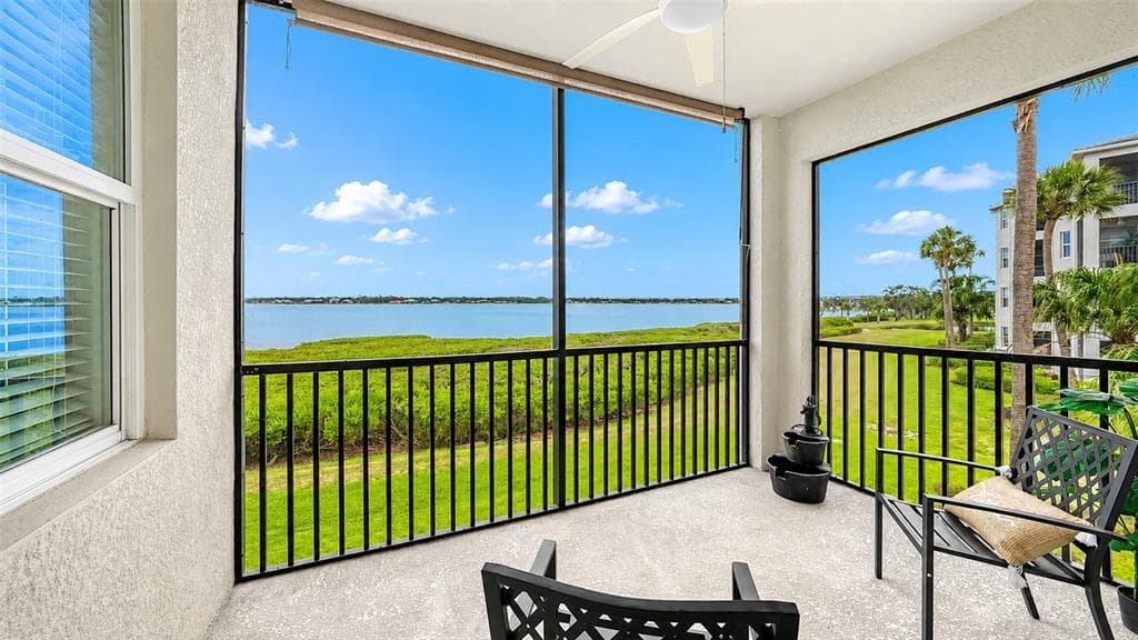 1020 TIDEWATER SHORES LOOP #207 5