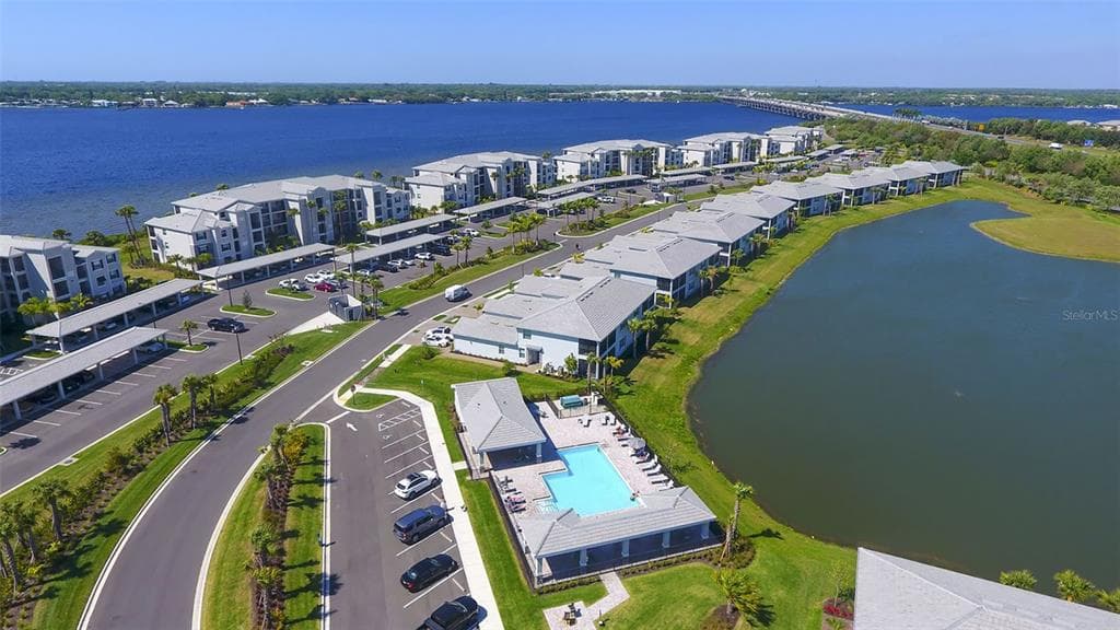 1020 TIDEWATER SHORES LOOP 207 photo 20