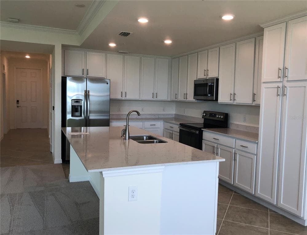 1010 TIDEWATER SHORES LOOP 206 photo 2