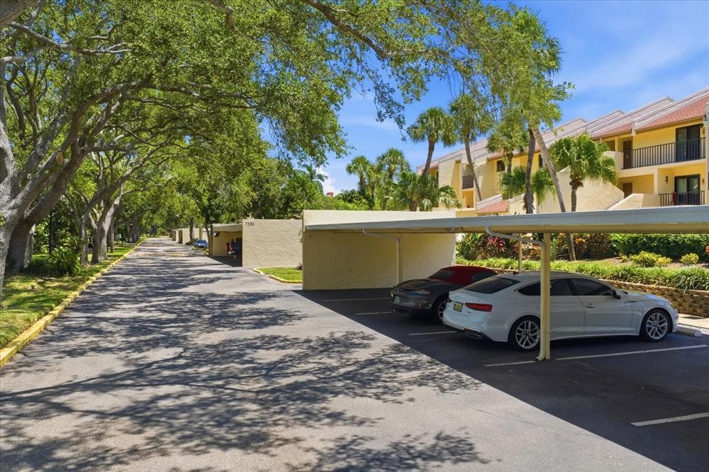 7530 SUNSHINE SKYWAY LANE S T30 photo 18