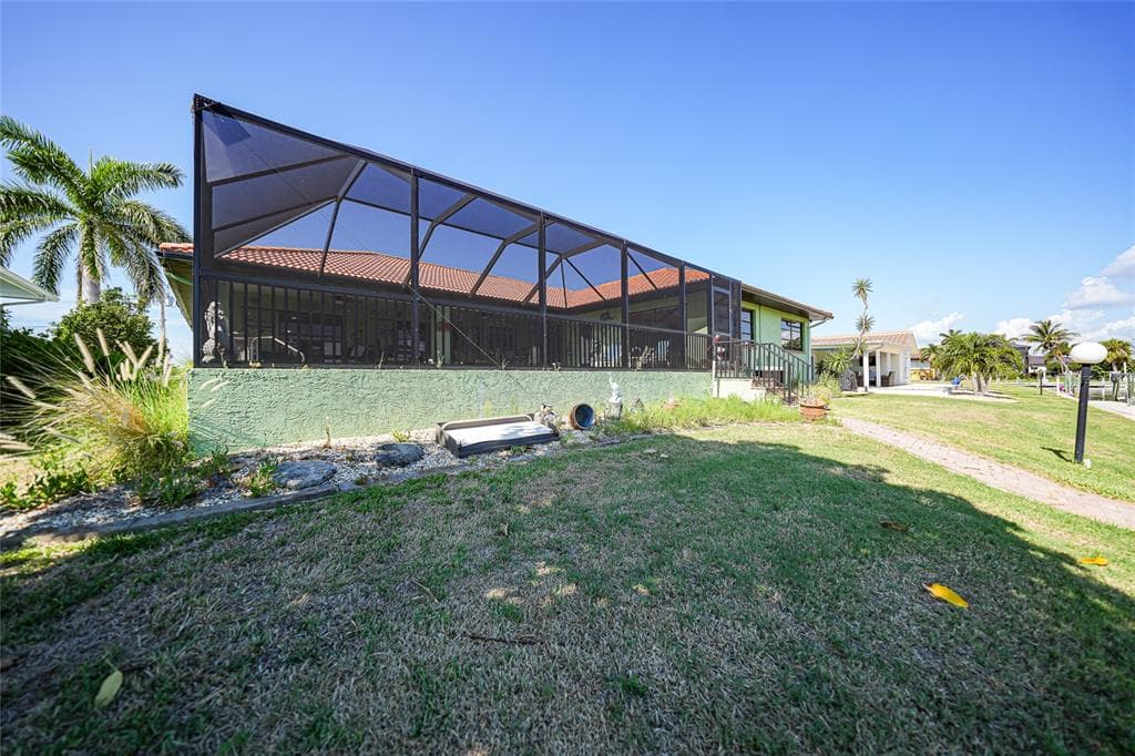 2750 AQUA COURT photo 18