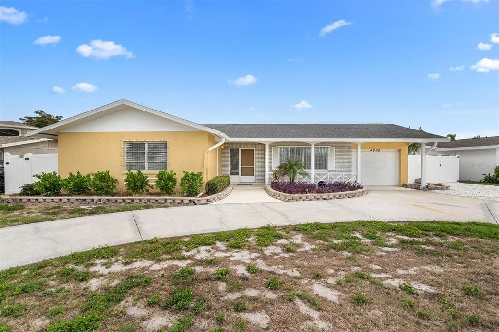 4608 ARLINGTON ROAD 1