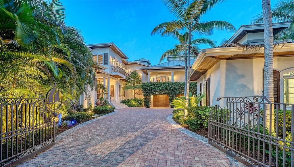 1435 WESTWAY DRIVE 2