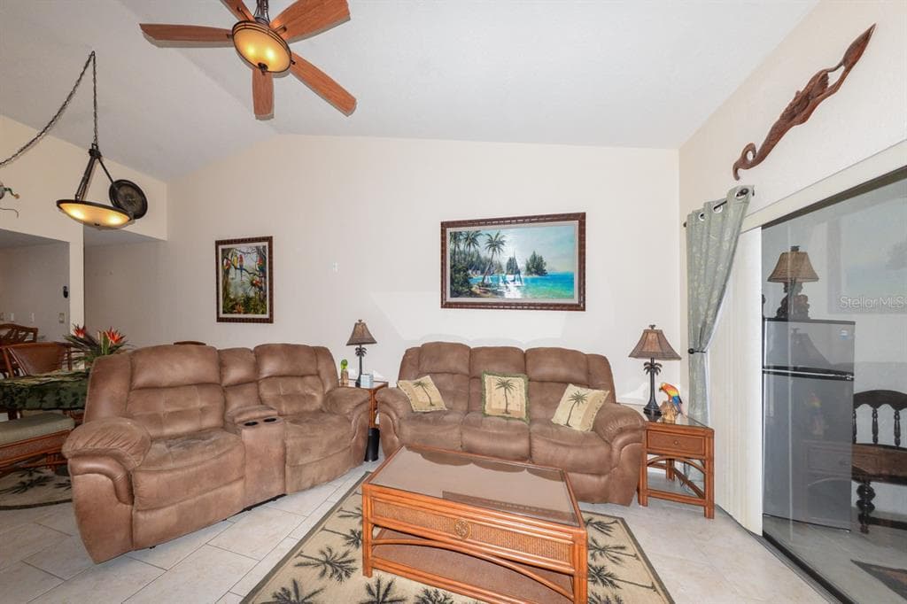 335 COLDEWAY DRIVE F21 photo 11