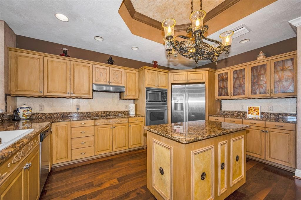 17717 GULF BOULEVARD 504 photo 17