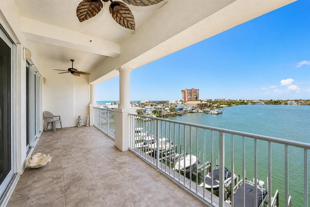 17717 GULF BOULEVARD #504 3