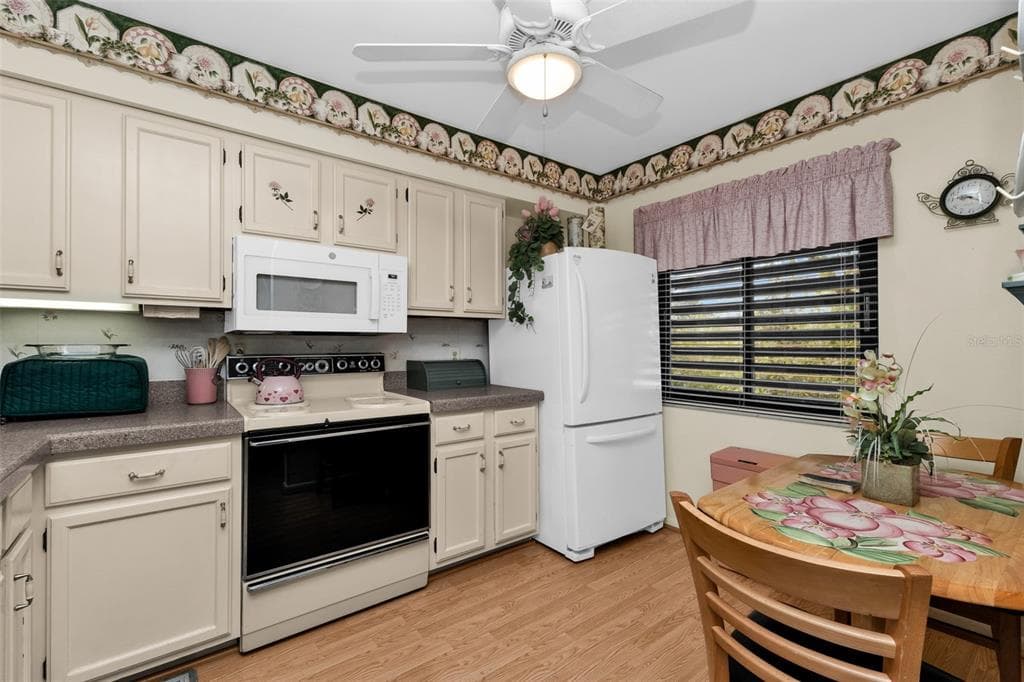 5221 LAKE VILLAGE DRIVE 24 photo 6