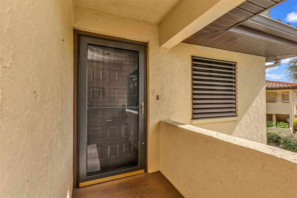 5221 LAKE VILLAGE DRIVE 24 photo 4