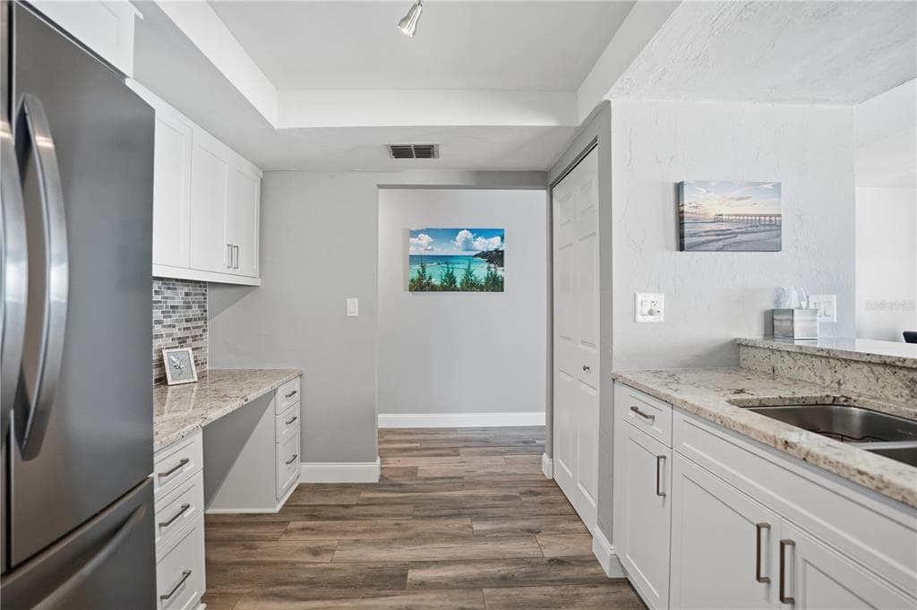 16330 GULF BOULEVARD 306 photo 14