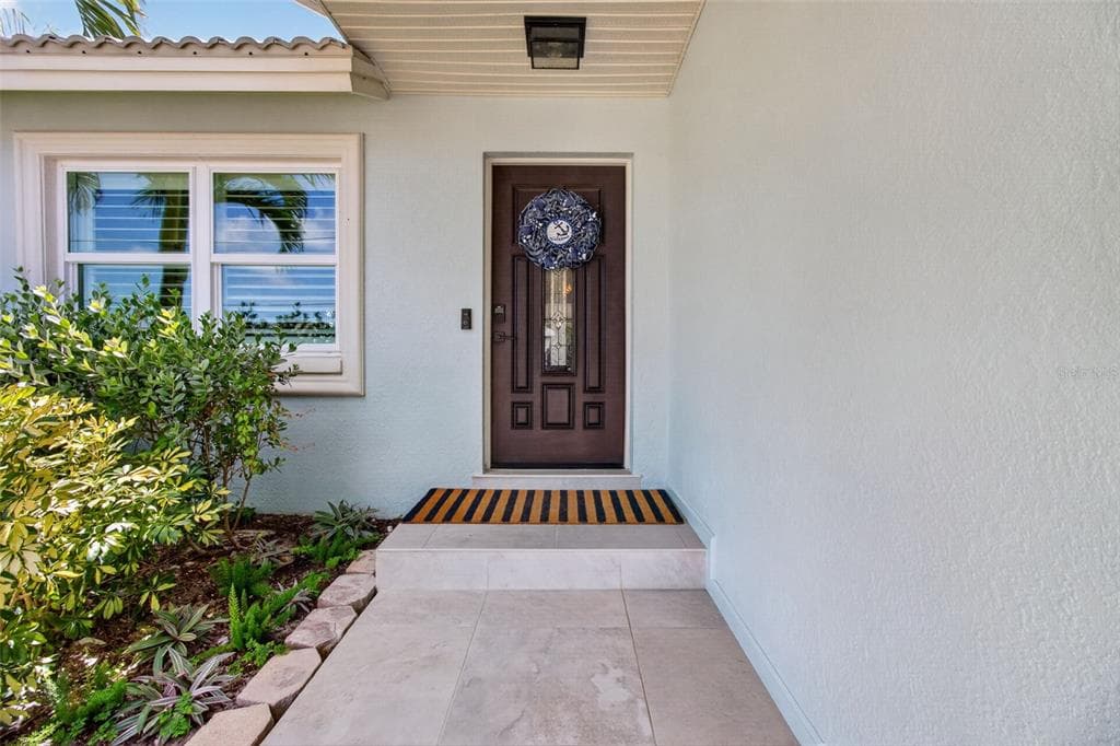 503 JOHNS PASS AVENUE 5